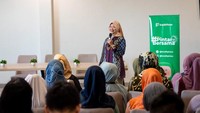 Kredit Pintar sebagai aplikasi fintech lending terkemuka di Indonesia yang berlisensi, terdaftar, dan diawasi oleh OJK menggelar literasi keuangan untuk wirausaha muda di Jawa Timur.