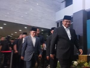 Menag Yaqut Tiba di Kemenag untuk Ikuti Sidang Isbat 1 Syawal 1445 H