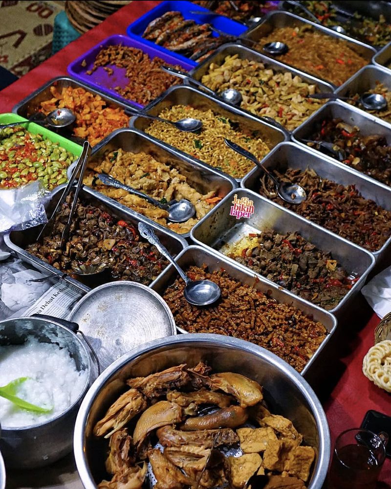 Mudik ke Jogja? Jangan Lupa Cicip 5 Gudeg Mercon di Sini