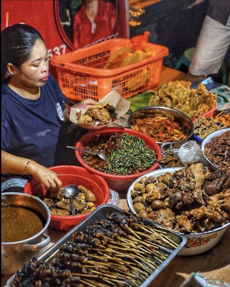 Mudik ke Jogja? Jangan Lupa Cicip 5 Gudeg Mercon di Sini