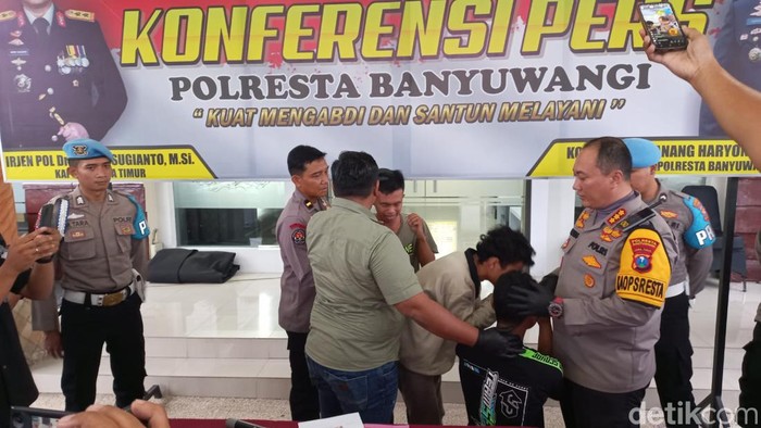 Pelaku penyebar hoaks Battle Sound Banyuwangi sungkem ke Kapolresta.