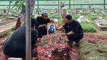 Sahabat dan Keluarga Lepas Kepergian Babe Cabita