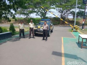 Polisi Sidoarjo Patroli ke Rumah-rumah Warga yang Ditinggal Mudik