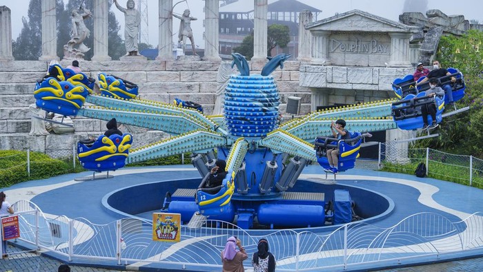 Salah satu wahana di Mikie Funland, Berastagi. (Istimewa)