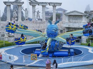 Colorful Idul Fitri di Mikie Funland & Mikie Holiday Resort