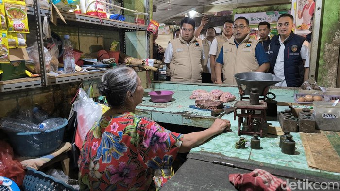 Sidak Satgas Pangan di Gresik