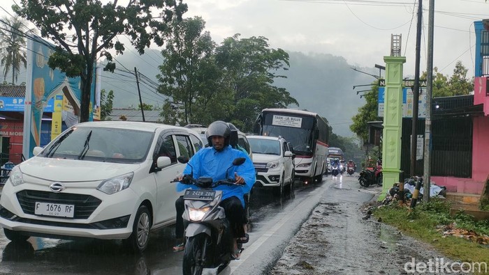 situasi hari -1 lebaran di jalur mudik Limbangan Garut
