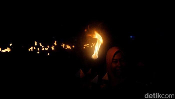Takbir keliling di Surabaya