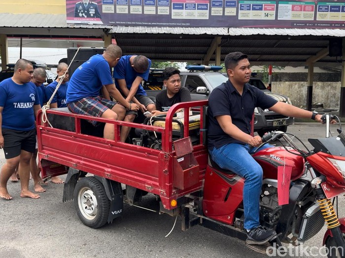 Keliling Bangunkan Sahur Usai Mabuk 7 Pria Keroyok Pemotor Di Rembang