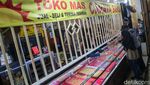 Warga Berburu Perhiasan Emas untuk Dipakai Lebaran