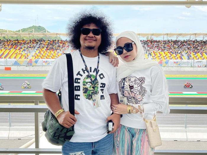 Babe Cabita dan istri