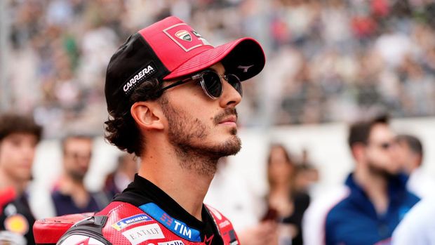 Francesco Pecco Bagnaia (1) of Italy and ly and Ducati Lenovo Team during the race day of the Grande Premio Tissot de Portugal at Autodromo do Algarve on March 24, 2024 in Lagoa, Algarve, Portugal. (Photo by Jose Breton/Pics Action/NurPhoto via Getty Images)