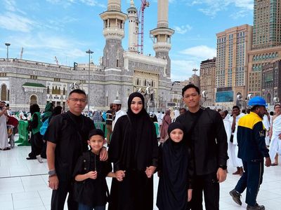 Gaya Keluarga Ashanty hingga Atta Halilintar Lebaran di Tanah Suci