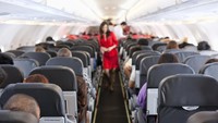 Ngotot Rebahan di Kursi Pesawat, Wanita Ini Bikin Penerbangan Delay 2 Jam