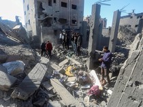 Israel Serang Nuseirat di Gaza Jelang Idulfitri, 14 Orang Tewas
