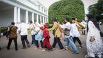 Jokowi Gelar Open House di Istana Negara, Warga Antre Panjang