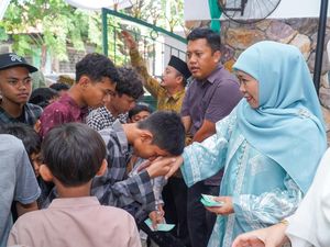 Khofifah Persilakan Masyarakat Silaturahmi ke Grahadi-Kediaman Pribadi