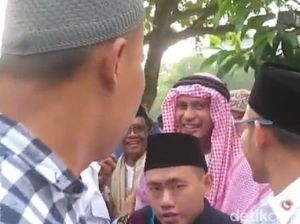 Momen Mahfud Md Jumpa Eks Wamenkumham Eddy Hiariej Usai Salat Id di UGM