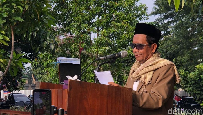 Mahfud Md jadi khatib salat Id di Masjid UGM, Rabu (10/4/2024)