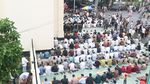 Ribuan Jemaah Salat Bersama Sultan Deli di Masjid Raya Al-Mashun