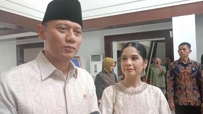 Menteri ATR/BPN Agus Harimurti Yudhoyono dan istri, Annisa Pohan.