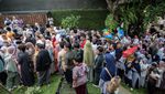 Warga Menyemut di Open House Anies Baswedan