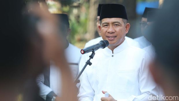 Panglima TNI Agus Subiyanto memberikan keterangan pers terkait misi bantuan kemanusiaan ke Palestina. Ia menyatakan bantuan telah dikirimkan dengan selamat.