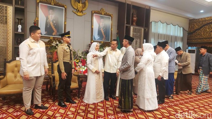 Pj Gubernur Sumsel Agus Fatoni menerima silaturahmi Pj Wali Kota Palembang Ratu Dewa di Griya Agung.
