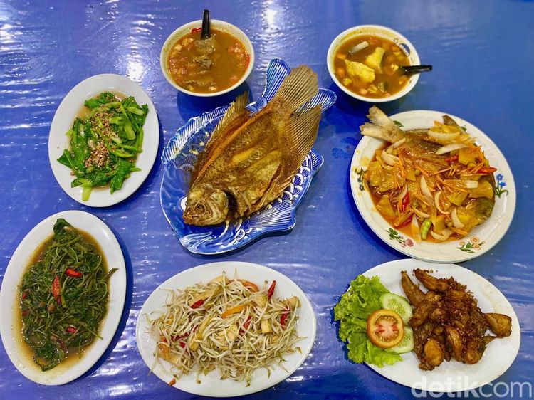 Asam Segar Pindang Patin dan Aneka Sajian Seafood Lezat di Warung Ini