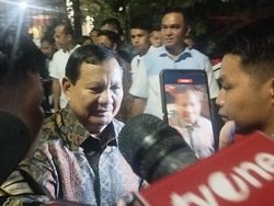 Prabowo Salami Warga Usai Open House di Kertanegara: Terima Kasih Semuanya