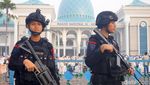 Potret 40 Ribu Jemaah Salat Id di Masjid Al Akbar Surabaya