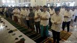 Potret 40 Ribu Jemaah Salat Id di Masjid Al Akbar Surabaya