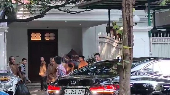 Rosan Roeslani kembali lagi ke kediaman Megawati