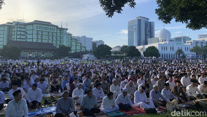 Salat Id 2024 di Masjid Al Azhar