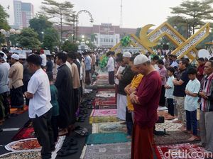 Waktu Salat Jawa Timur Hari Ini 26 September 2024