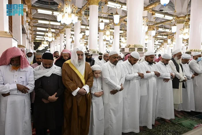Salat Idul Fitri di Masjid Nabawi, Rabu (10/4/2024).
