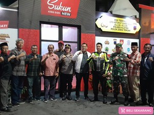 Momen Sekda Pantau Pos Pengamanan saat Malam Takbiran di Klaten
