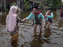 Waspada Cuaca Ekstrem Jelang Lebaran 2025, Hujan Lebat - Angin Kencang di Daerah Ini