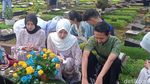 Tamara Tyasmara Menangis saat Ziarah ke Makam Dante