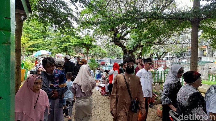 TPU Islam Paropo, Panikang, Makassar.