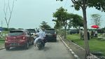 TPU Keputih Ramai Peziarah Saat Lebaran Idul Fitri