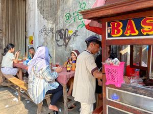 Tradisi Berburu Bakso Saat Lebaran Ternyata Sudah Ada Sejak Dulu
