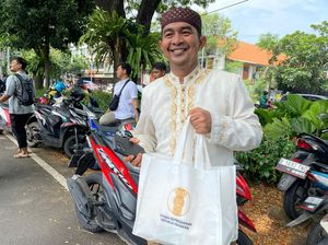 Senangnya Warga Bisa Salaman dengan Jokowi-Iriana Saat Open House di Istana