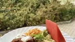 10 Menu Makan Siang Enak dari Berbagai Negara di Dunia