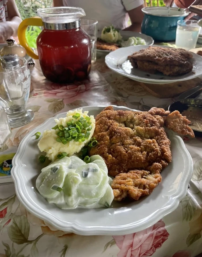 10 Menu Makan Siang Enak dari Berbagai Negara di Dunia