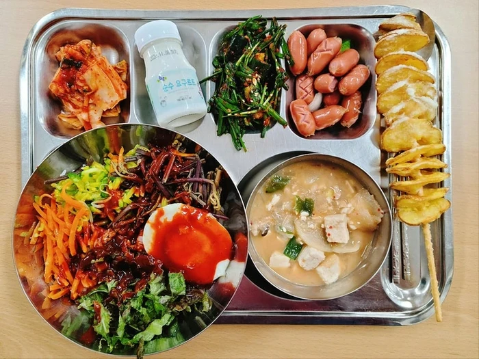 10 Menu Makan Siang Enak dari Berbagai Negara di Dunia 10 Menu Makan Siang Enak dari Berbagai Negara di Dunia