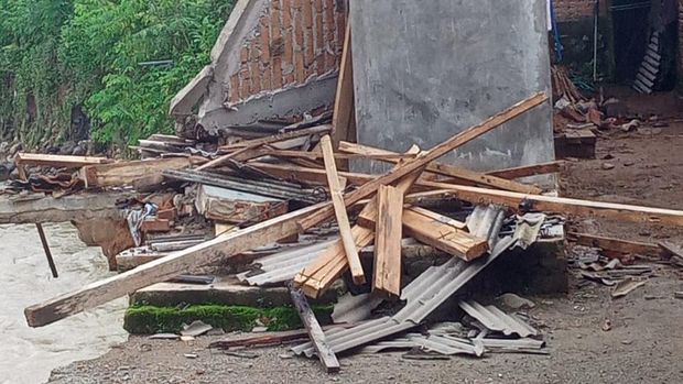 Banjir bandang terjang Desa Munjungan Trenggalek