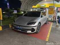 Begini Cara Merawat Baterai Mobil Listrik