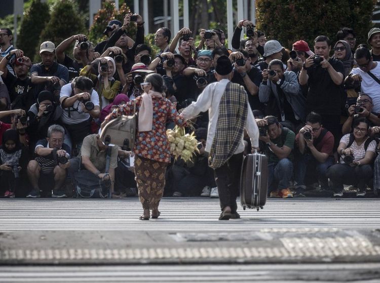 Kala Fotografer Manfaatkan Momen Sepi Jakarta
