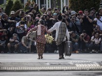 Kala Fotografer Manfaatkan Momen Sepi Jakarta